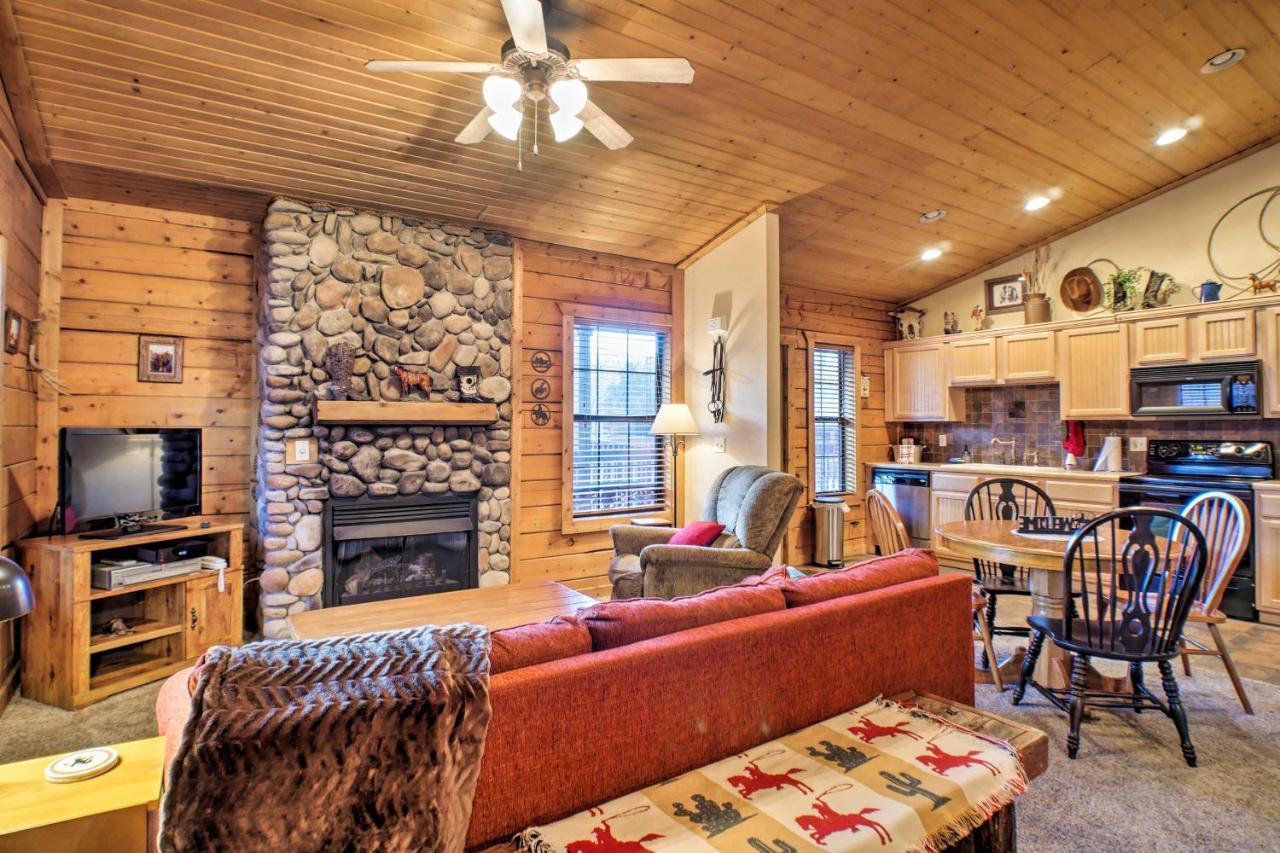 Cabin-Style Studio Right Off The Branson Strip!公寓 外观 照片