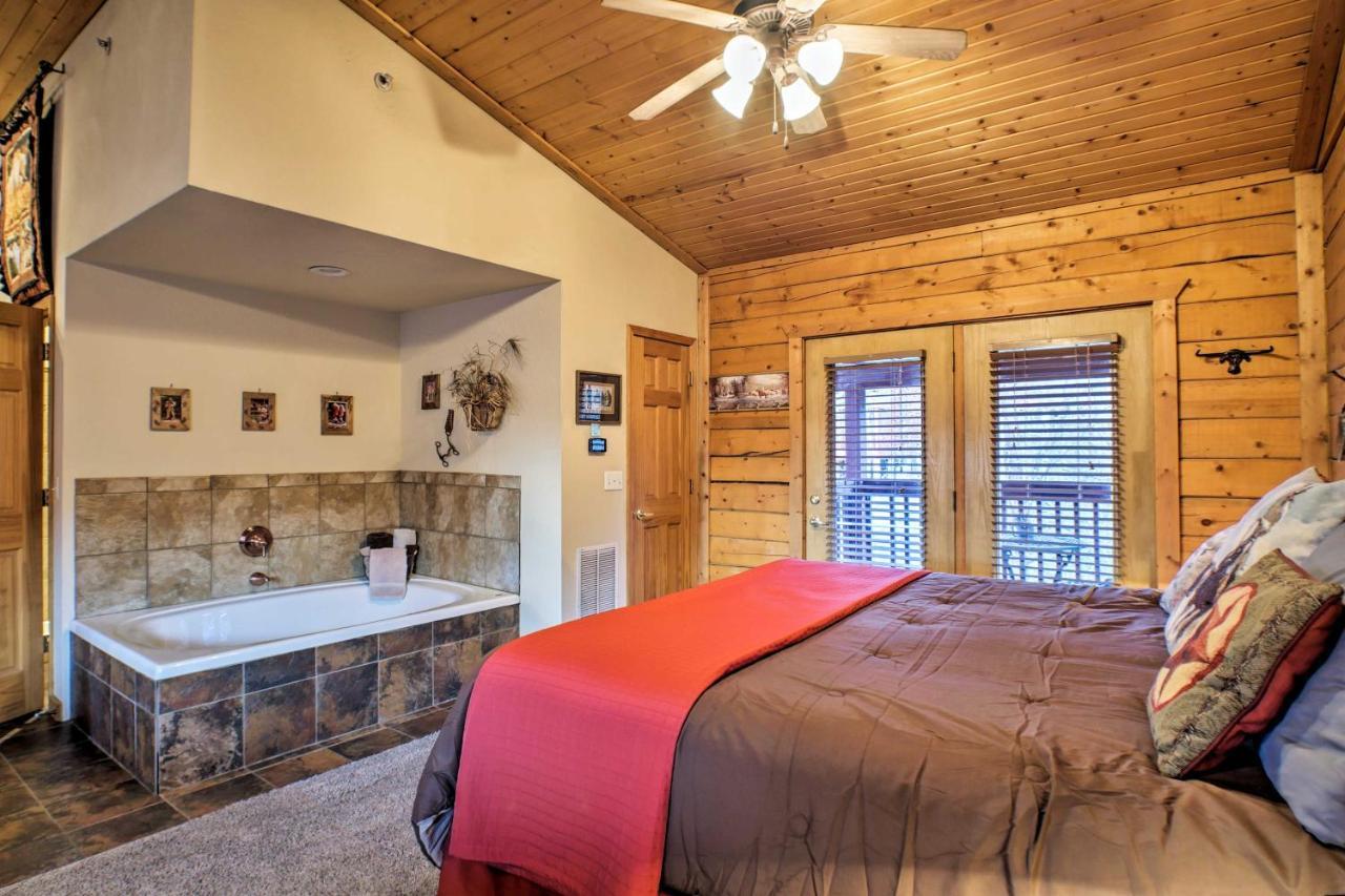 Cabin-Style Studio Right Off The Branson Strip!公寓 外观 照片